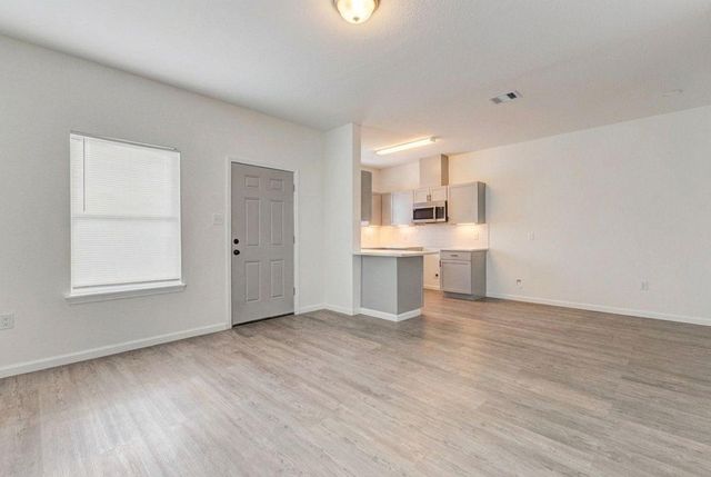 319 N Carolina Street, Houston, TX 77029