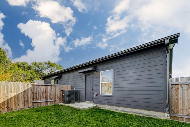 319 N Carolina Street, Houston, TX 77029