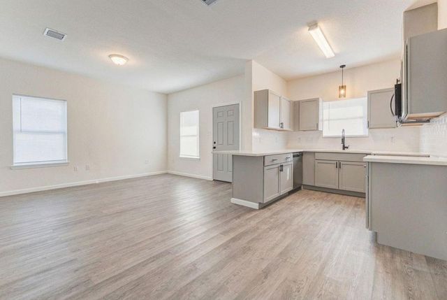 319 N Carolina Street, Houston, TX 77029