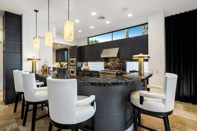 411 Eagle Ridge, Palm Desert, CA 92260