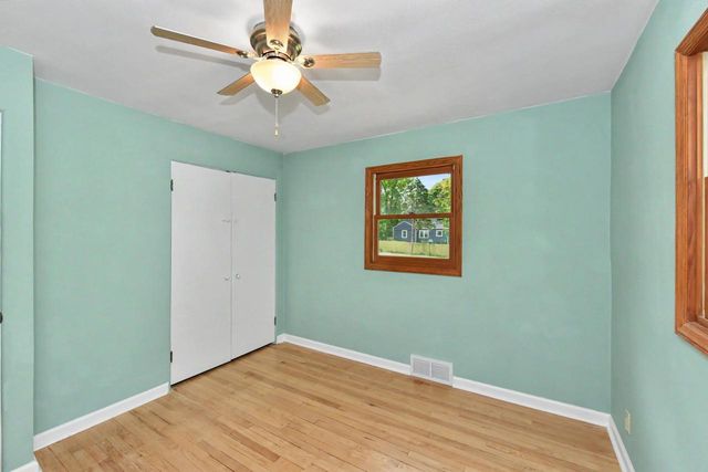 457 W 5th STREET, Oconomowoc, WI 53066