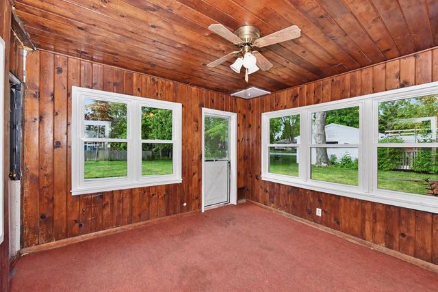 457 W 5th STREET, Oconomowoc, WI 53066