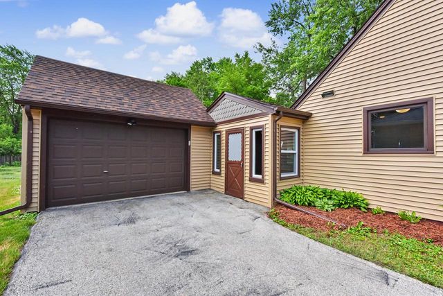 457 W 5th STREET, Oconomowoc, WI 53066