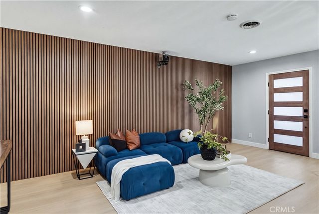 5103 Peabody Street, Long Beach, CA 90808