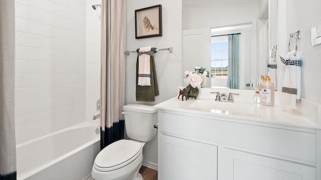 300 SANTO DOMINGO RD, Bastrop, TX 78602