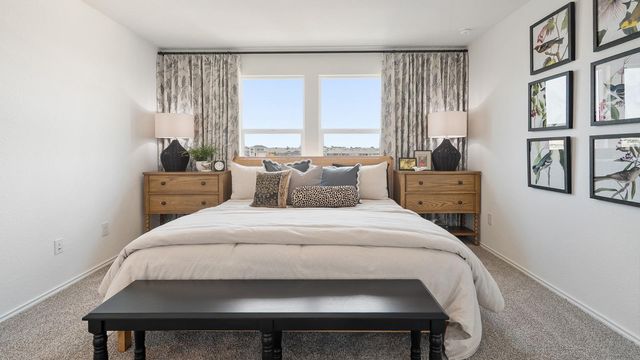 300 SANTO DOMINGO RD, Bastrop, TX 78602