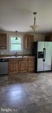 317 ELM CT, Middletown, PA 17057