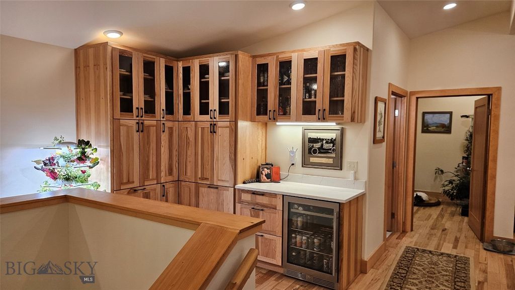 304 Main E, Cooke City, MT 59020 photo 8