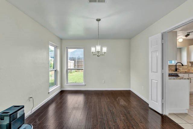 326 Baldwin Street, Grand Prairie, TX 75052
