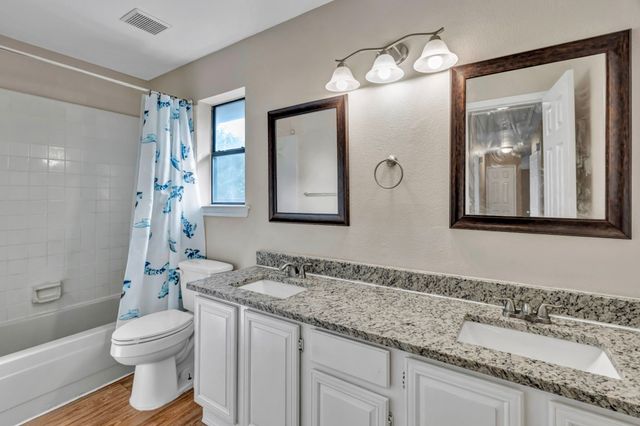326 Baldwin Street, Grand Prairie, TX 75052