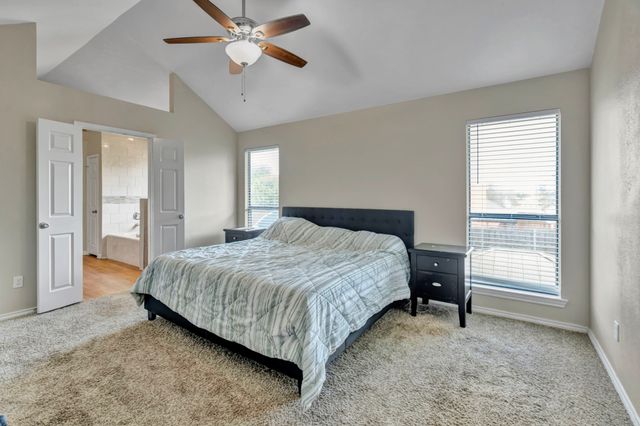 326 Baldwin Street, Grand Prairie, TX 75052