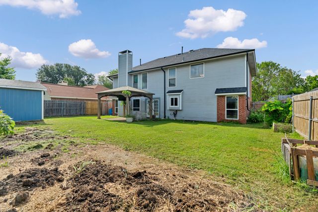 326 Baldwin Street, Grand Prairie, TX 75052