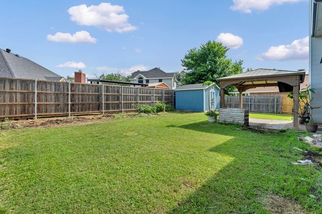 326 Baldwin Street, Grand Prairie, TX 75052