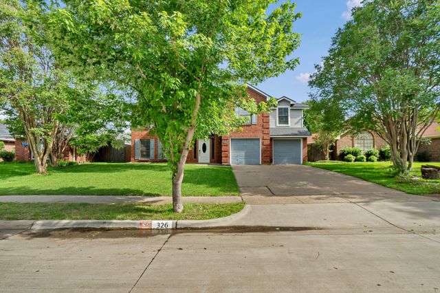 326 Baldwin Street, Grand Prairie, TX 75052