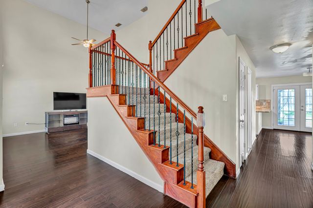 326 Baldwin Street, Grand Prairie, TX 75052