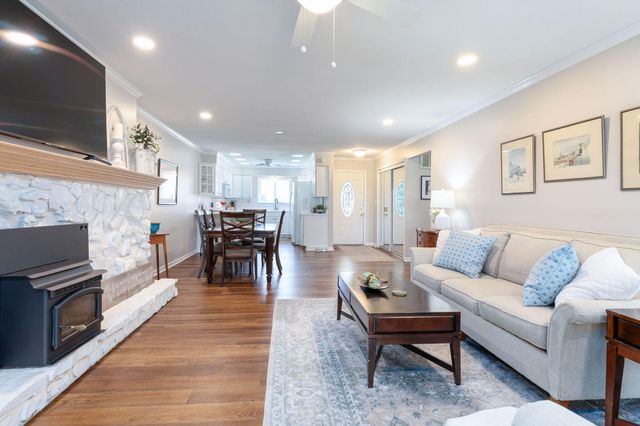 2 Ash Court, Branson, MO 65616