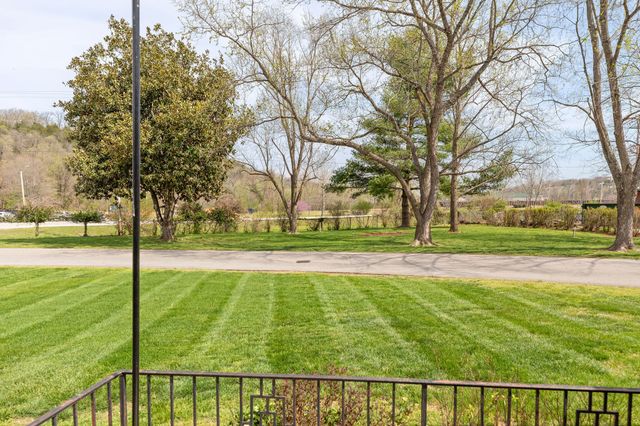 2 Ash Court, Branson, MO 65616