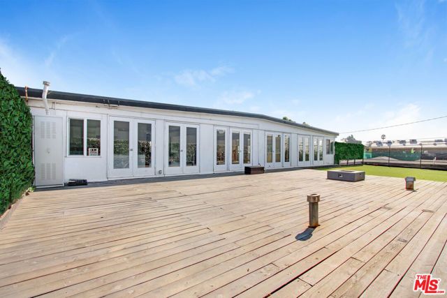 12926 Venice Boulevard, Los Angeles, CA 90066