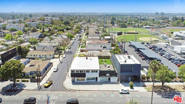 12926 Venice Boulevard, Los Angeles, CA 90066