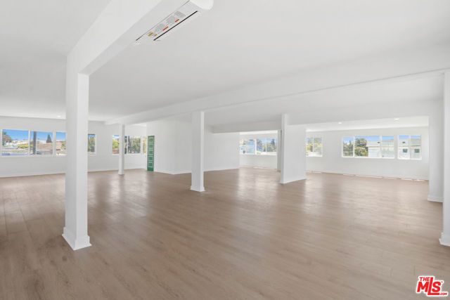 12926 Venice Boulevard, Los Angeles, CA 90066