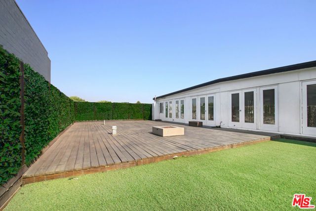 12926 Venice Boulevard, Los Angeles, CA 90066