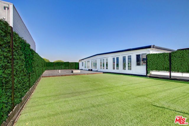 12926 Venice Boulevard, Los Angeles, CA 90066
