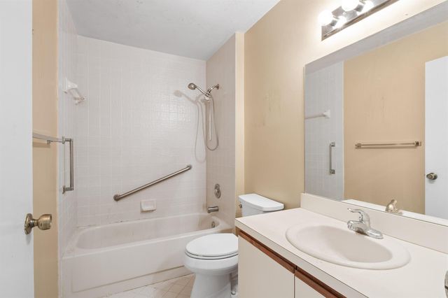 3237 Perimeter Drive 2512, Greenacres, FL 33467