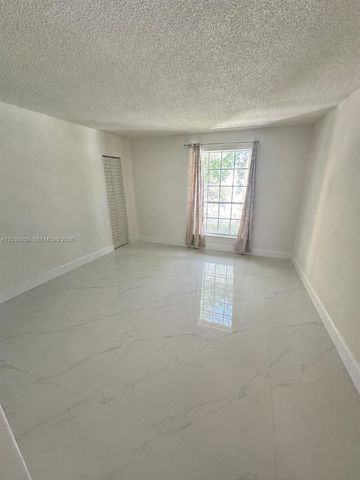 10774 N Kendall Drive G1, Miami, FL 33176