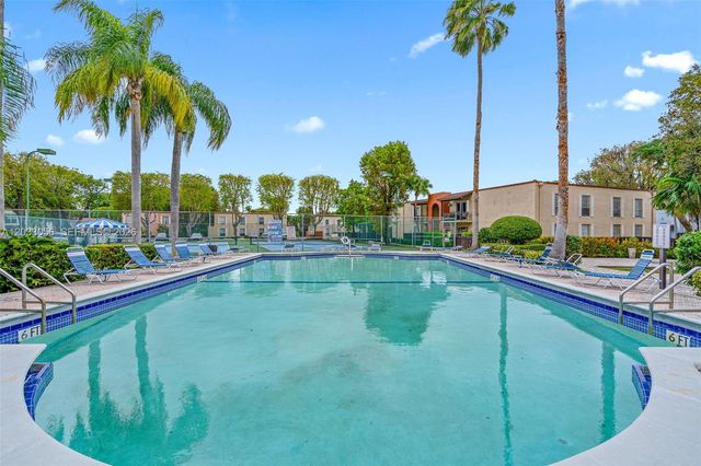 10774 N Kendall Drive G1, Miami, FL 33176
