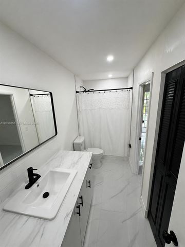 10774 N Kendall Drive G1, Miami, FL 33176