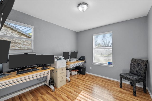 711 Rosedale Drive, Hewitt, TX 76643