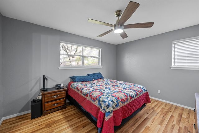 711 Rosedale Drive, Hewitt, TX 76643