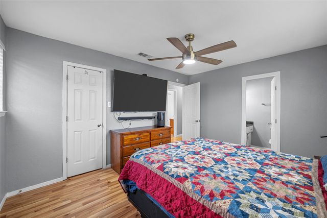 711 Rosedale Drive, Hewitt, TX 76643