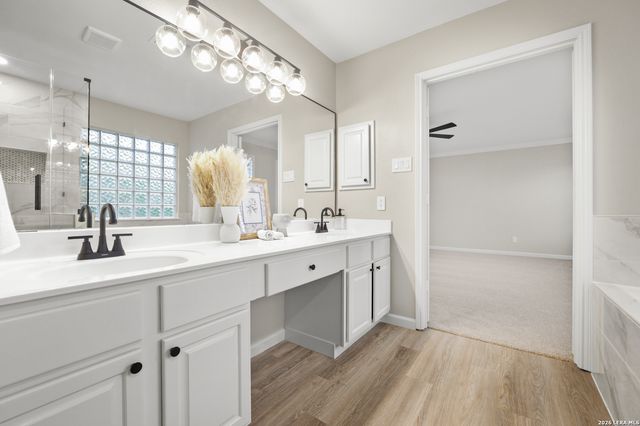 12323 Stable Pond Dr, San Antonio, TX 78249