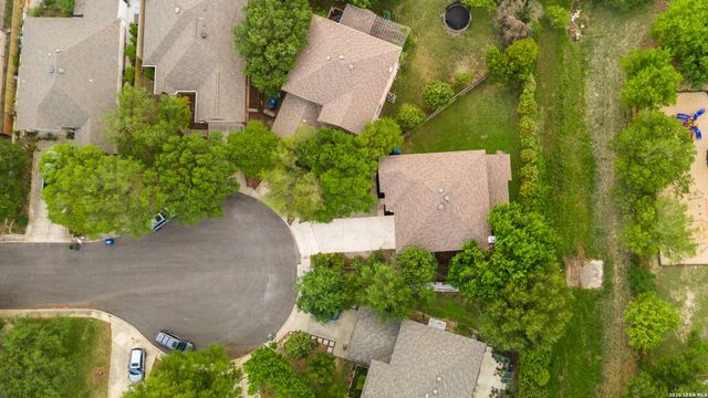 12323 Stable Pond Dr, San Antonio, TX 78249