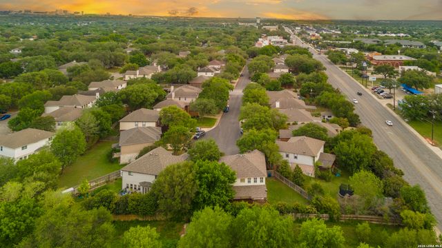 12323 Stable Pond Dr, San Antonio, TX 78249