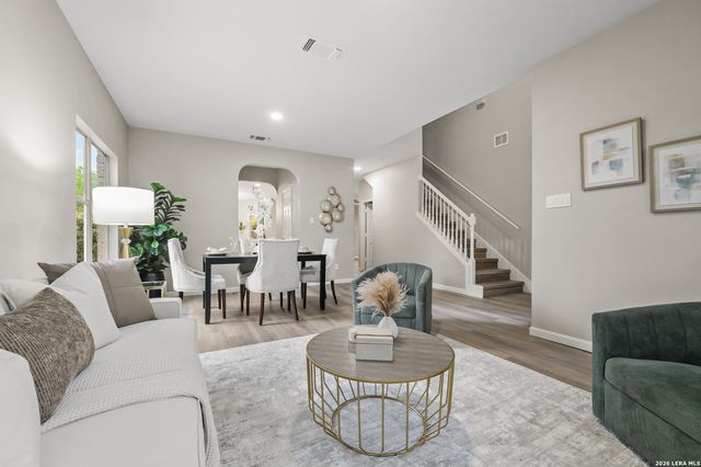 12323 Stable Pond Dr, San Antonio, TX 78249