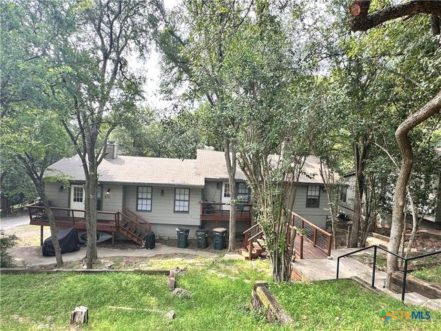 901 Hillyer Street, San Marcos, TX 78666