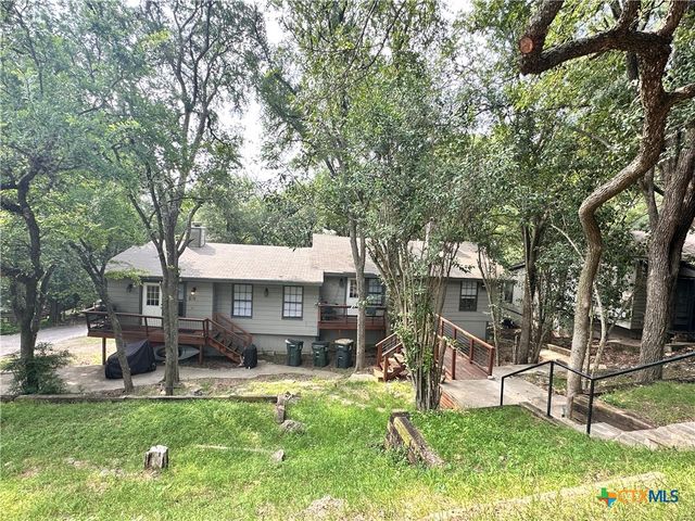 901 Hillyer Street, San Marcos, TX 78666