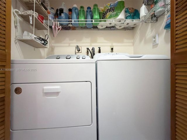 14220 SW 53rd St, Miami, FL 33175