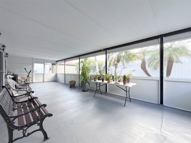 14220 SW 53rd St, Miami, FL 33175