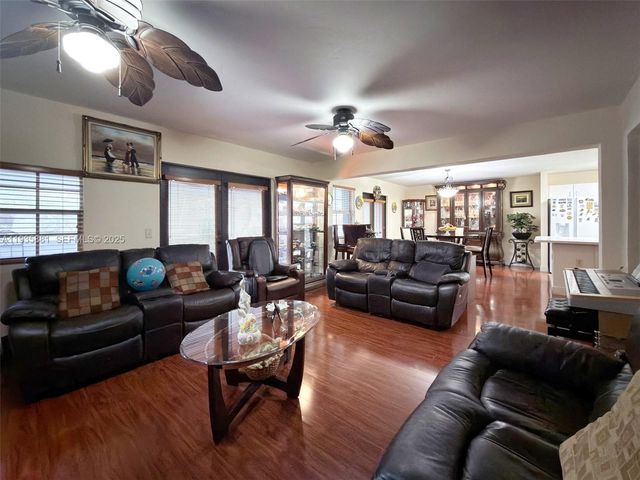 14220 SW 53rd St, Miami, FL 33175