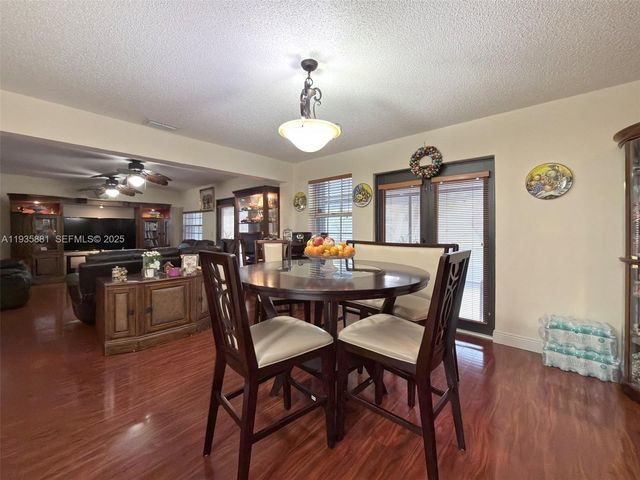 14220 SW 53rd St, Miami, FL 33175