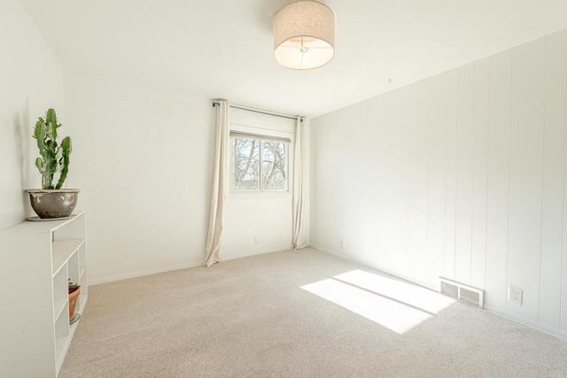 1610 RANDY Lane, Madison, WI 53704