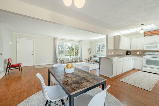 1610 RANDY Lane, Madison, WI 53704