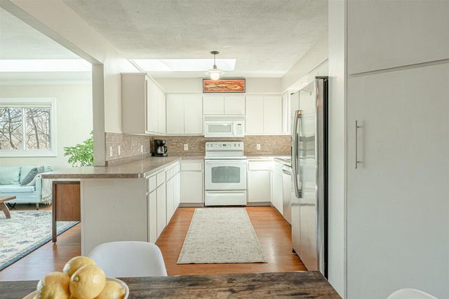 1610 RANDY Lane, Madison, WI 53704