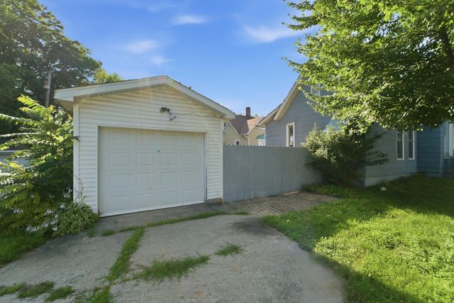 137 E Fulton Street, Michigan City, IN 46360
