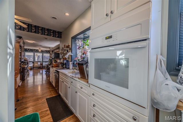 2001a Beck Lane, Lebanon, MO 65536