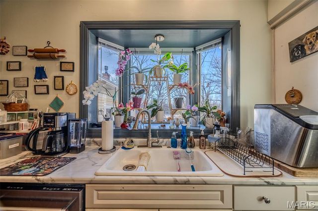 2001a Beck Lane, Lebanon, MO 65536