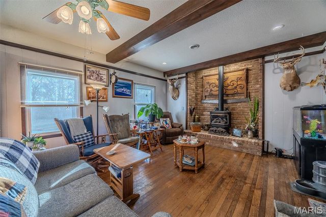 2001a Beck Lane, Lebanon, MO 65536